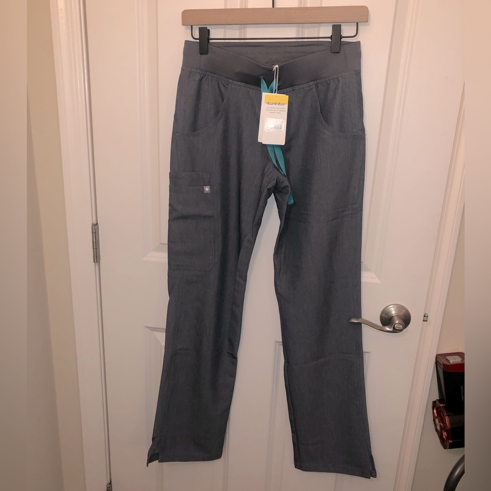 FIGS KADE Scrub bottoms